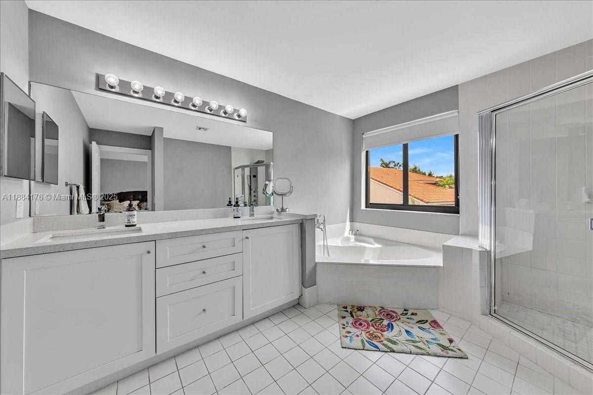Small Image of 4921 SOUTH WEST 152ND AVE, Miramar Number 36