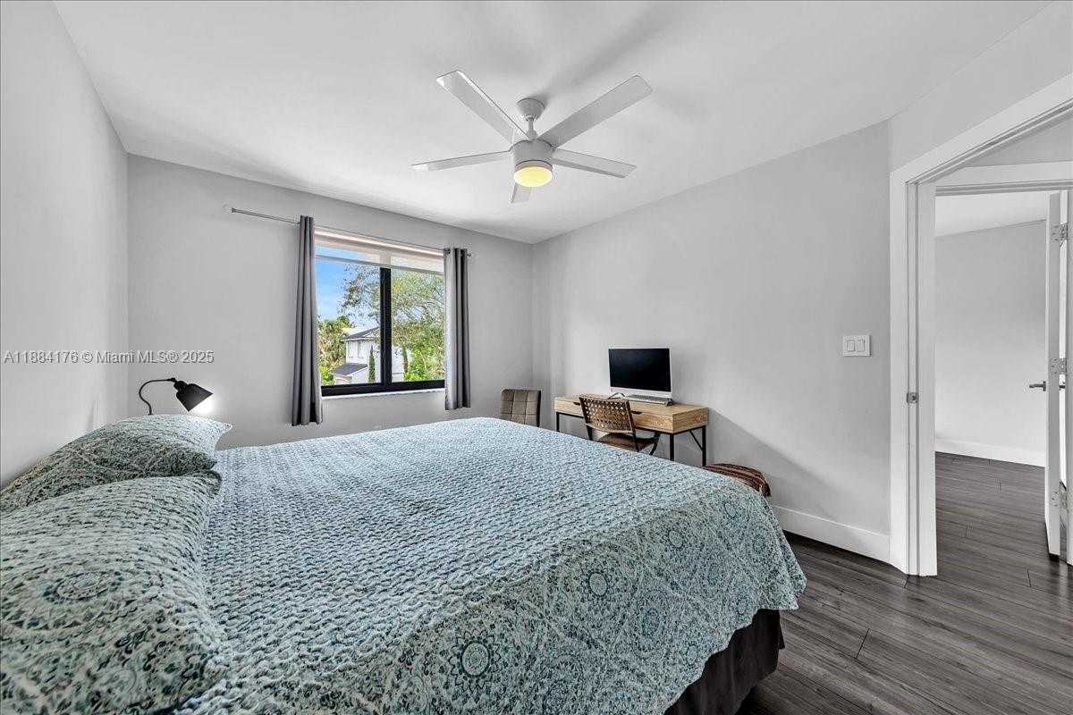 Small Image of 4921 SOUTH WEST 152ND AVE, Miramar Number 44