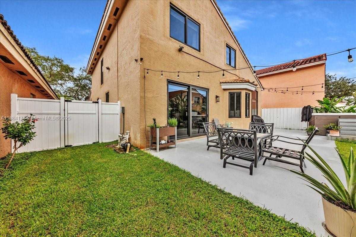 Small Image of 4921 SOUTH WEST 152ND AVE, Miramar Number 48