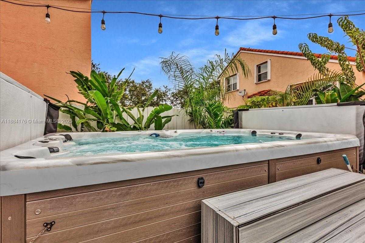 Small Image of 4921 SOUTH WEST 152ND AVE, Miramar Number 55