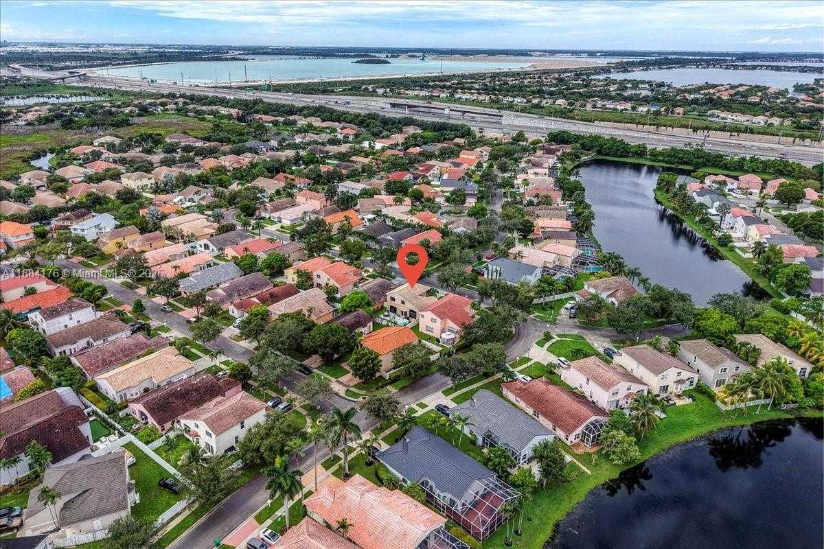 Small Image of 4921 SOUTH WEST 152ND AVE, Miramar Number 61