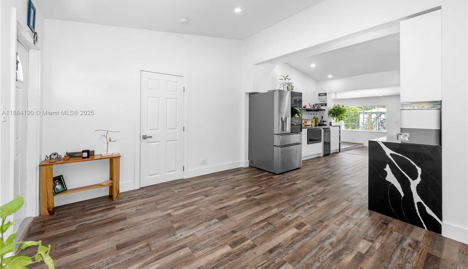 Small Image of 175 NORTH WEST 125TH ST, North Miami Number 14