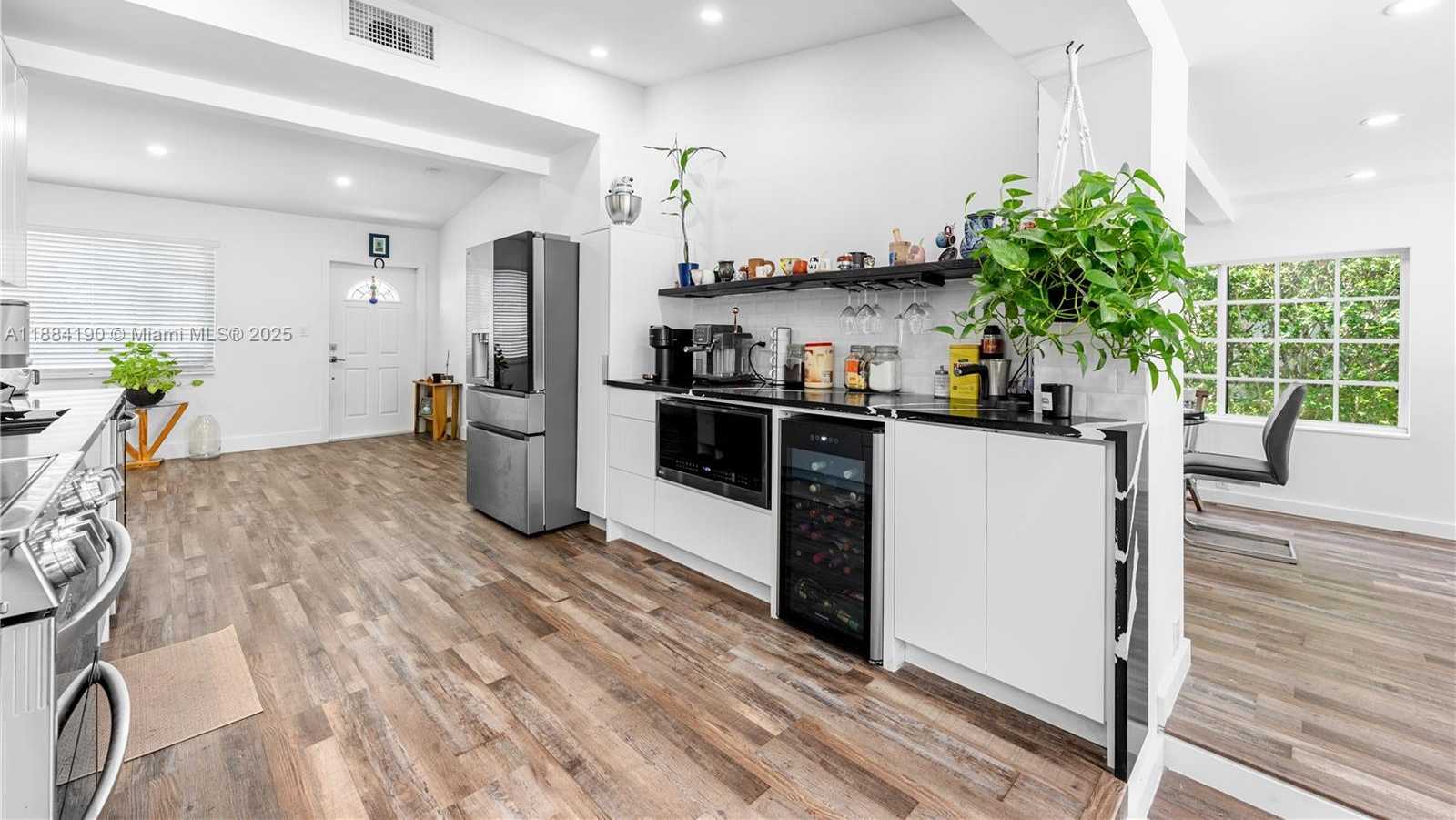 Small Image of 175 NORTH WEST 125TH ST, North Miami Number 19