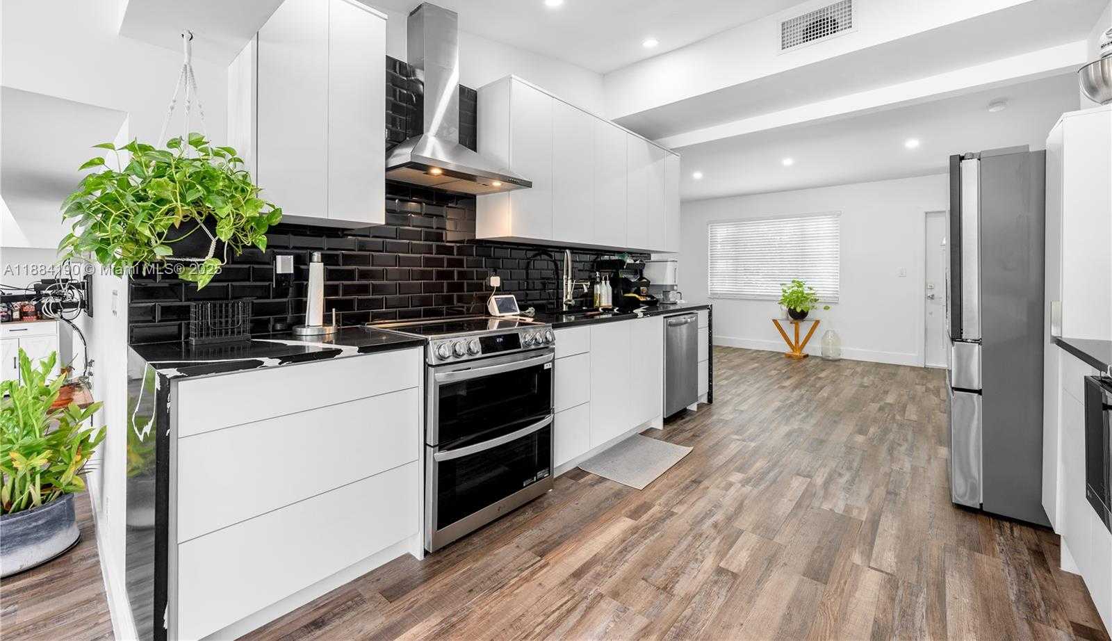 Small Image of 175 NORTH WEST 125TH ST, North Miami Number 20