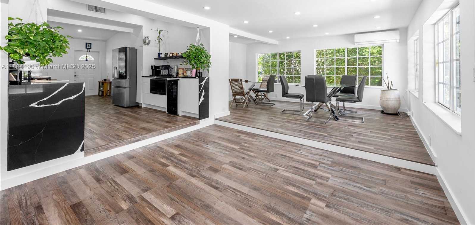 Small Image of 175 NORTH WEST 125TH ST, North Miami Number 24