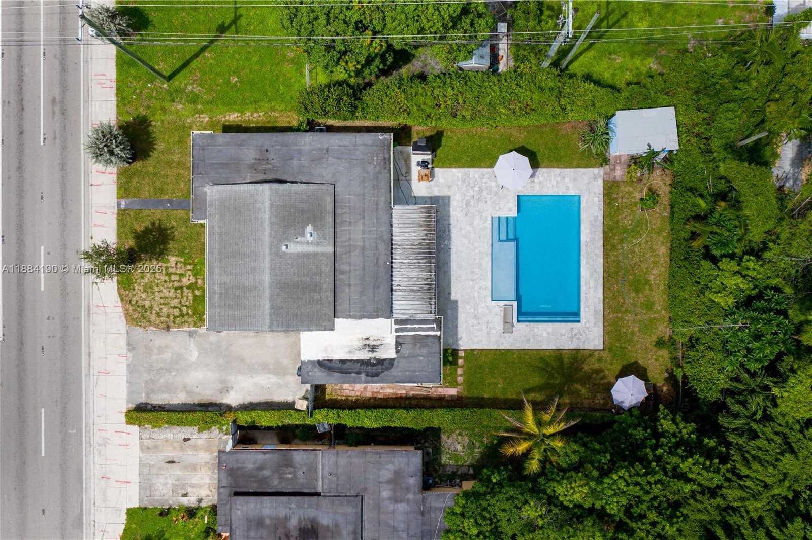 Small Image of 175 NORTH WEST 125TH ST, North Miami Number 3