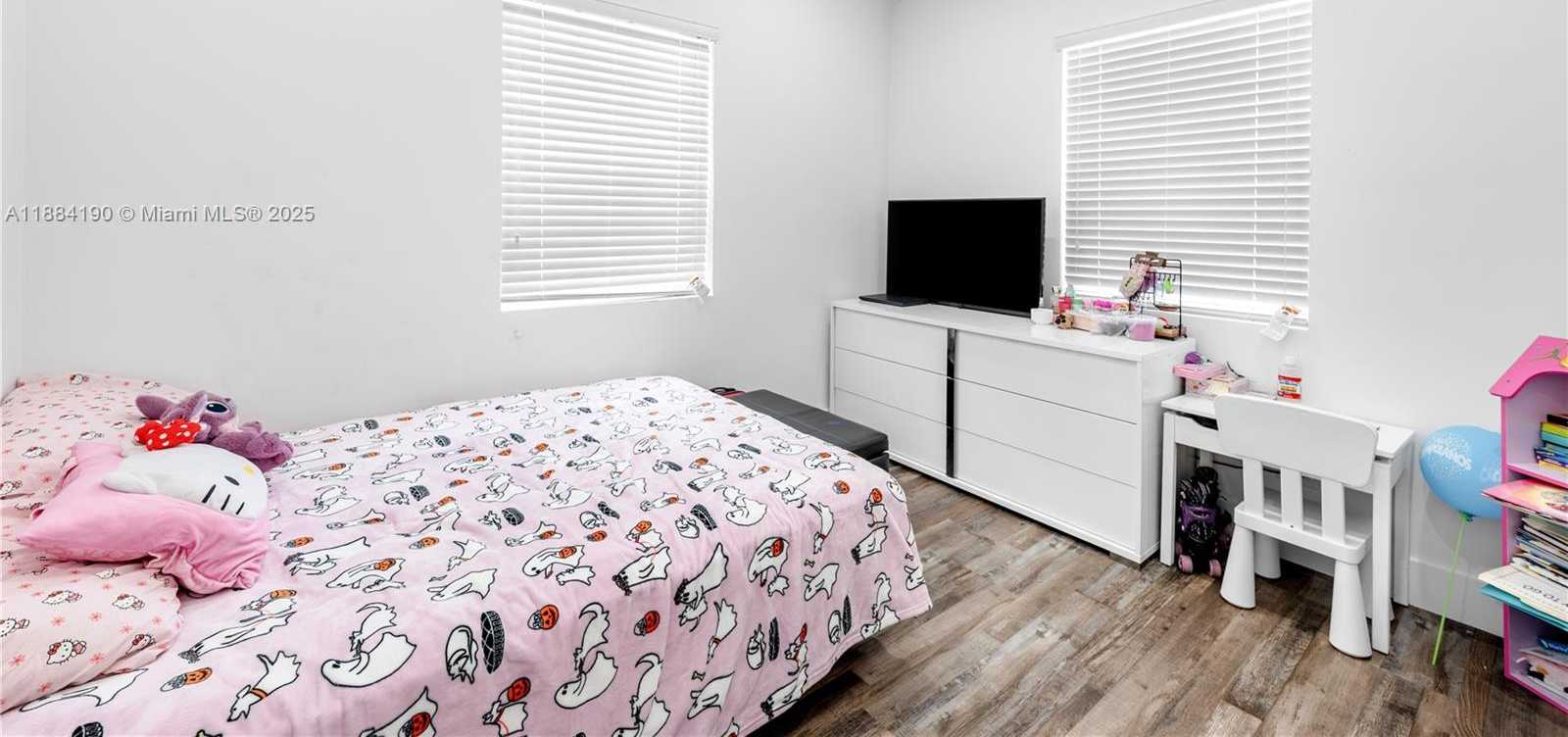 Small Image of 175 NORTH WEST 125TH ST, North Miami Number 33