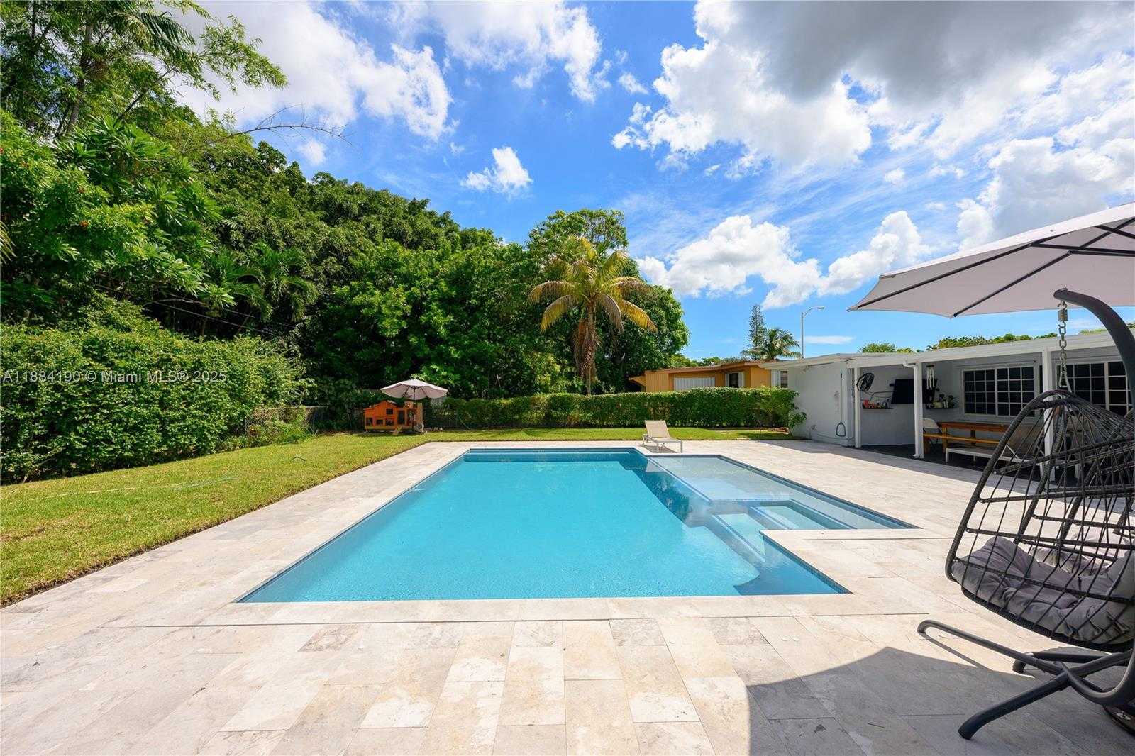 Small Image of 175 NORTH WEST 125TH ST, North Miami Number 8
