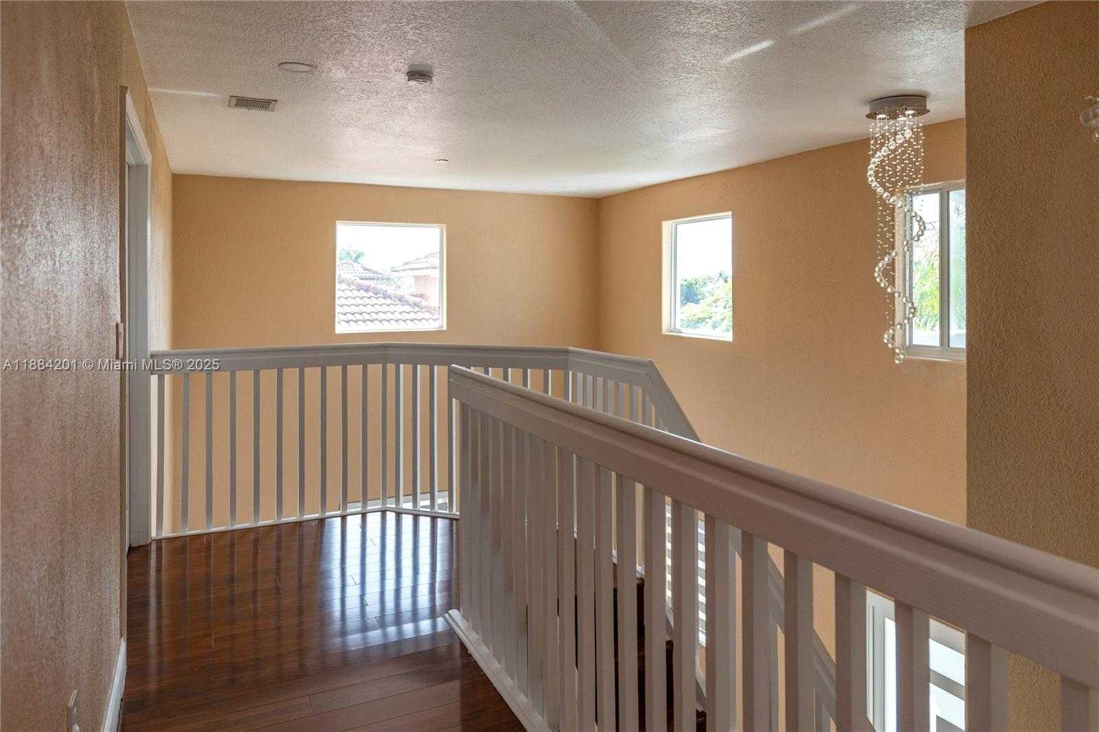 Small Image of 15981 SOUTH WEST 54TH TER, Miami Number 28