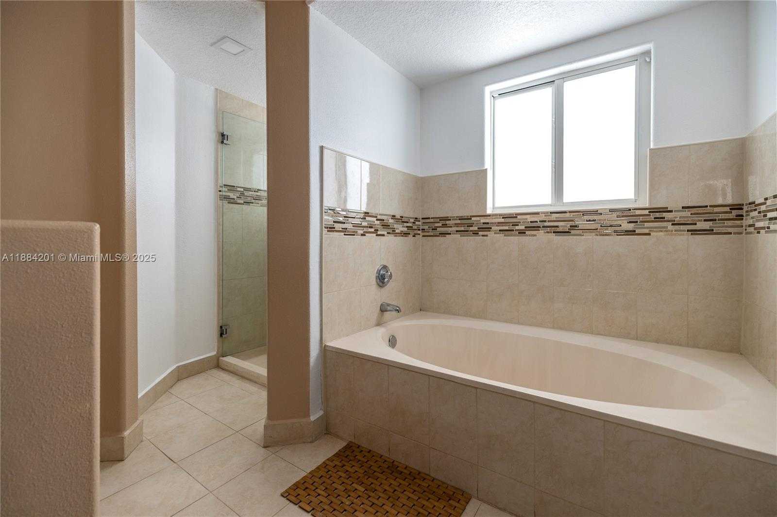 Small Image of 15981 SOUTH WEST 54TH TER, Miami Number 35