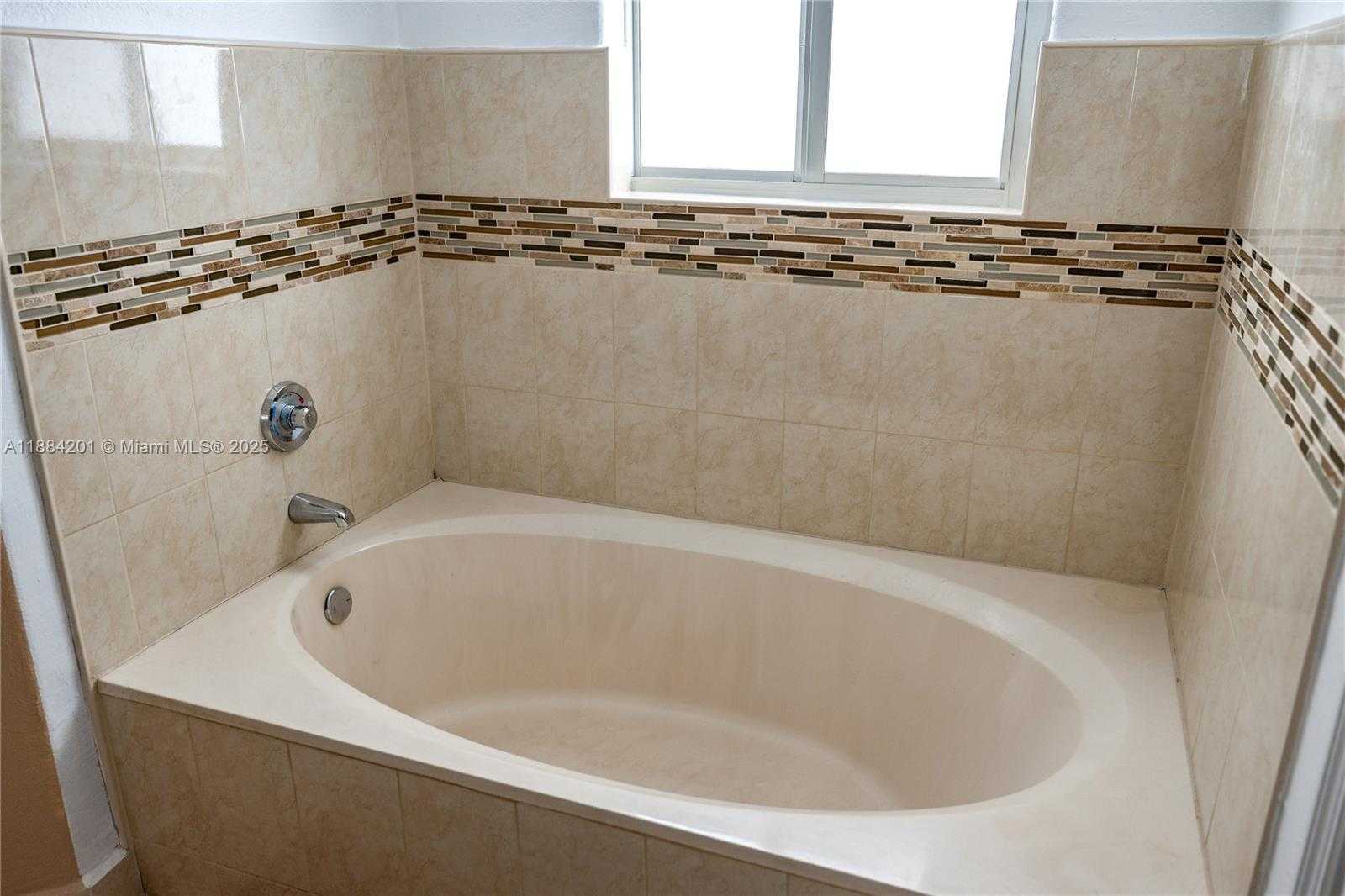 Small Image of 15981 SOUTH WEST 54TH TER, Miami Number 36
