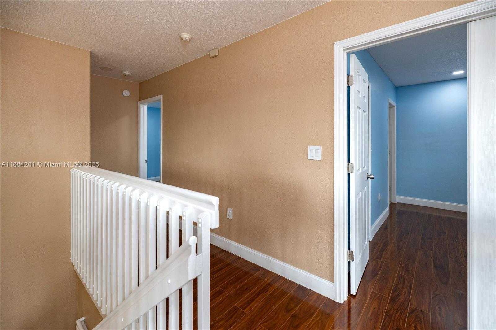 Small Image of 15981 SOUTH WEST 54TH TER, Miami Number 40