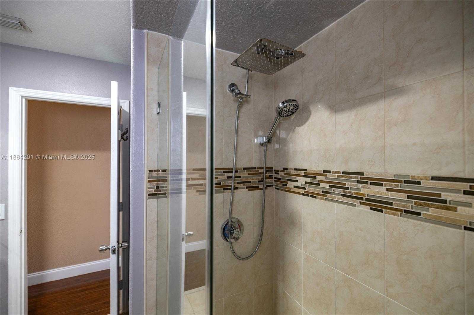 Small Image of 15981 SOUTH WEST 54TH TER, Miami Number 46