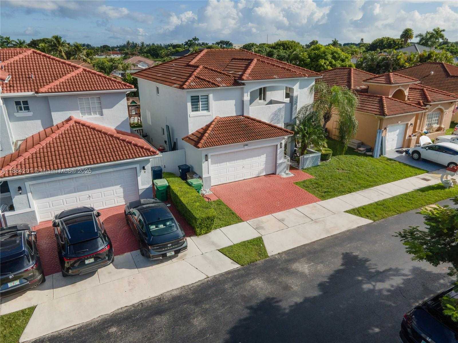 Small Image of 15981 SOUTH WEST 54TH TER, Miami Number 70