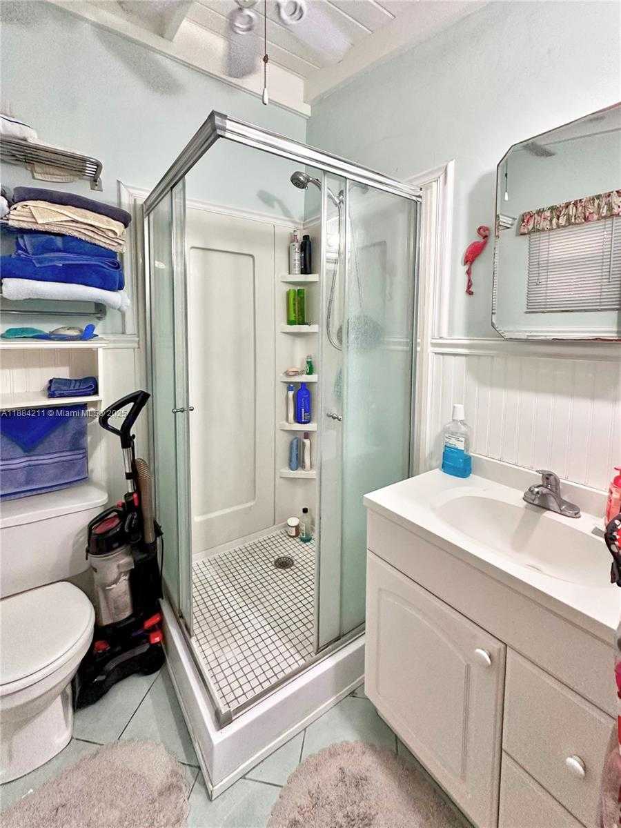 Small Image of 319 WOODS AVE, Plantation Key Number 19
