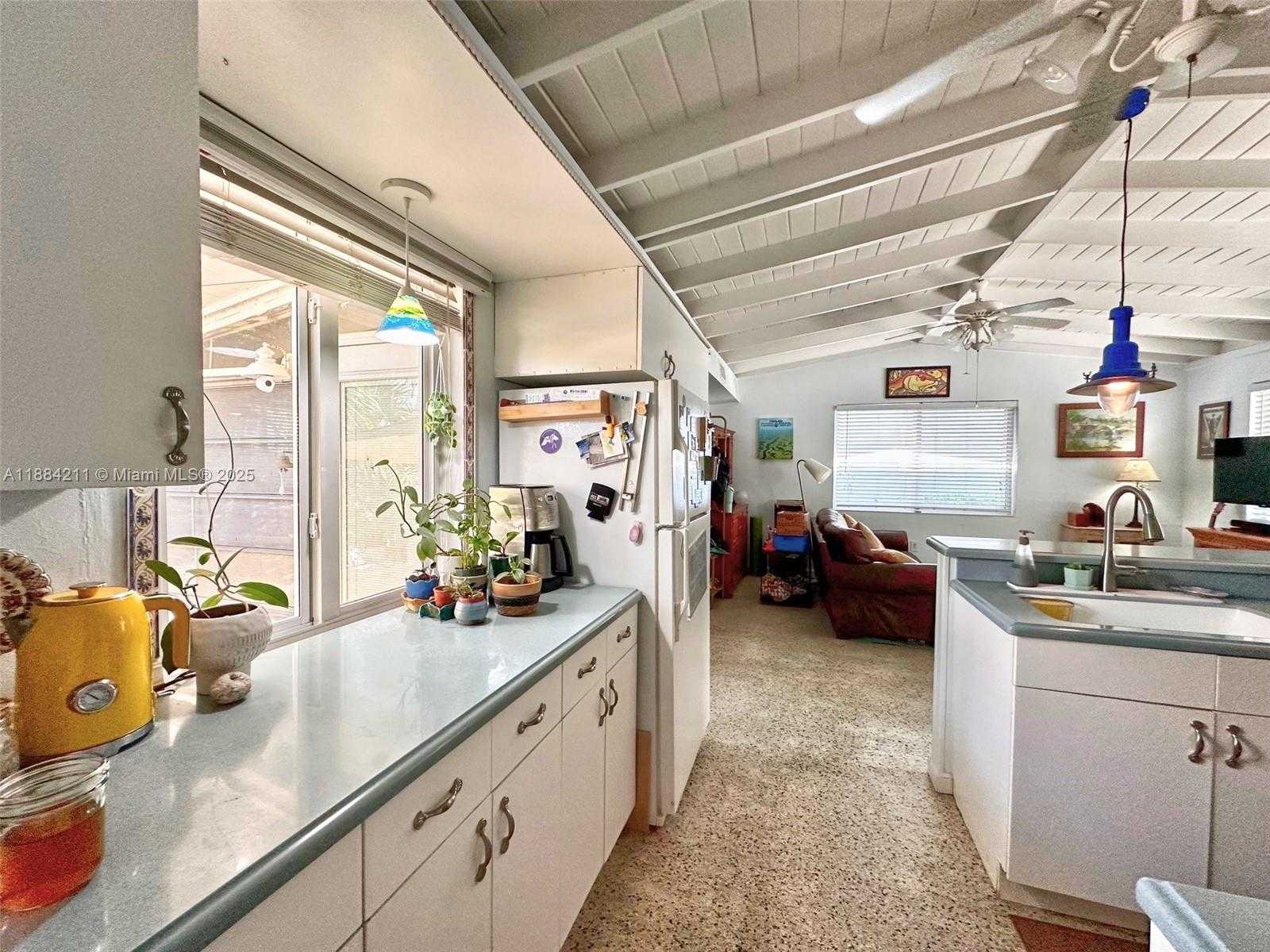 Small Image of 319 WOODS AVE, Plantation Key Number 5