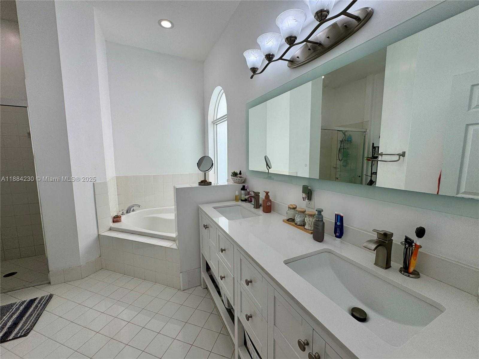 Small Image of 8788 SOUTH WEST 222ND TERRACE, Cutler Bay Number 13