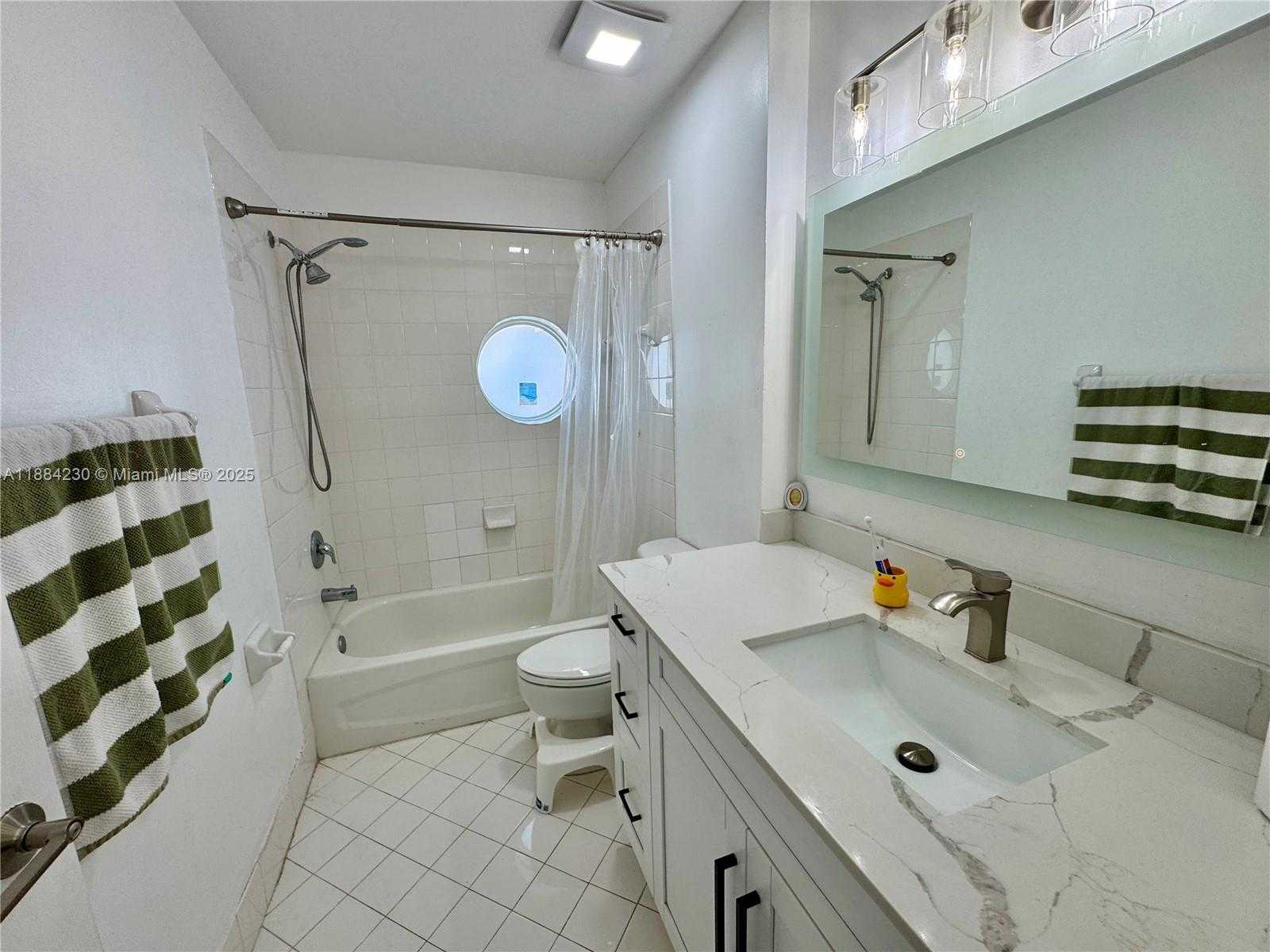 Small Image of 8788 SOUTH WEST 222ND TERRACE, Cutler Bay Number 17