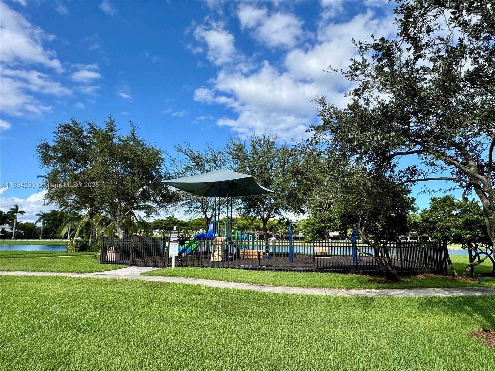 Small Image of 8788 SOUTH WEST 222ND TERRACE, Cutler Bay Number 28