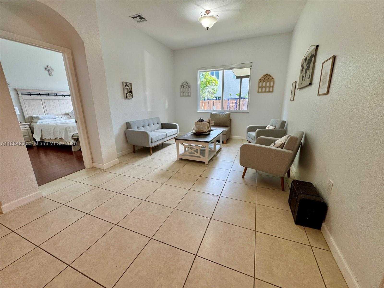 Small Image of 8788 SOUTH WEST 222ND TERRACE, Cutler Bay Number 9