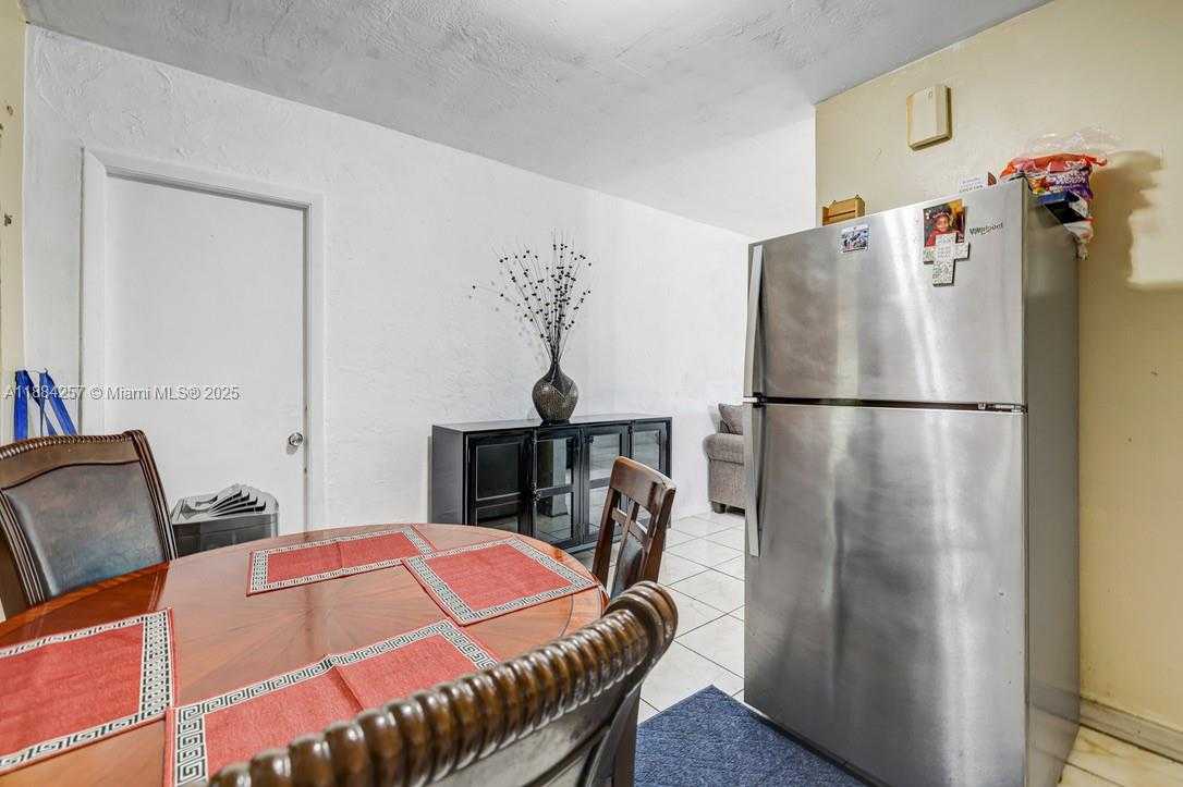 Small Image of 15770 NORTH EAST 18TH CT, North Miami Beach Number 17