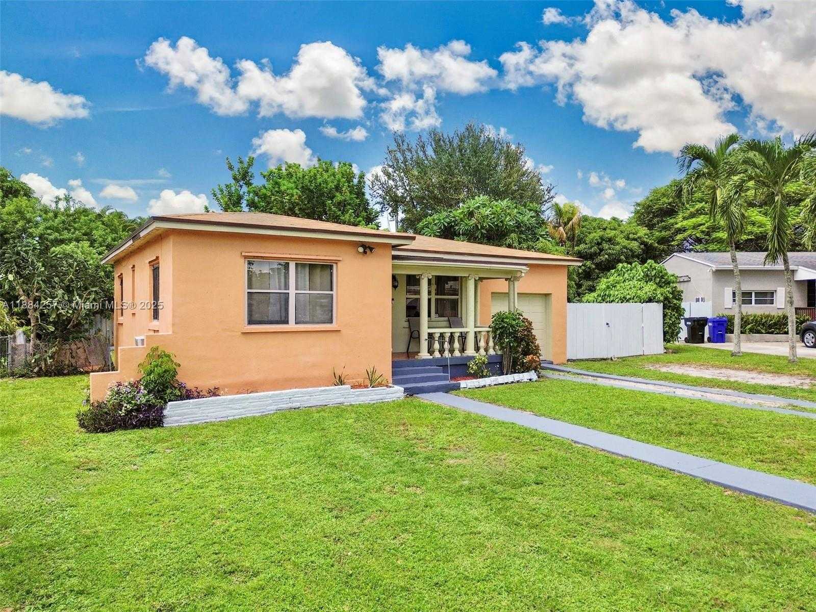 Small Image of 15770 NORTH EAST 18TH CT, North Miami Beach Number 36