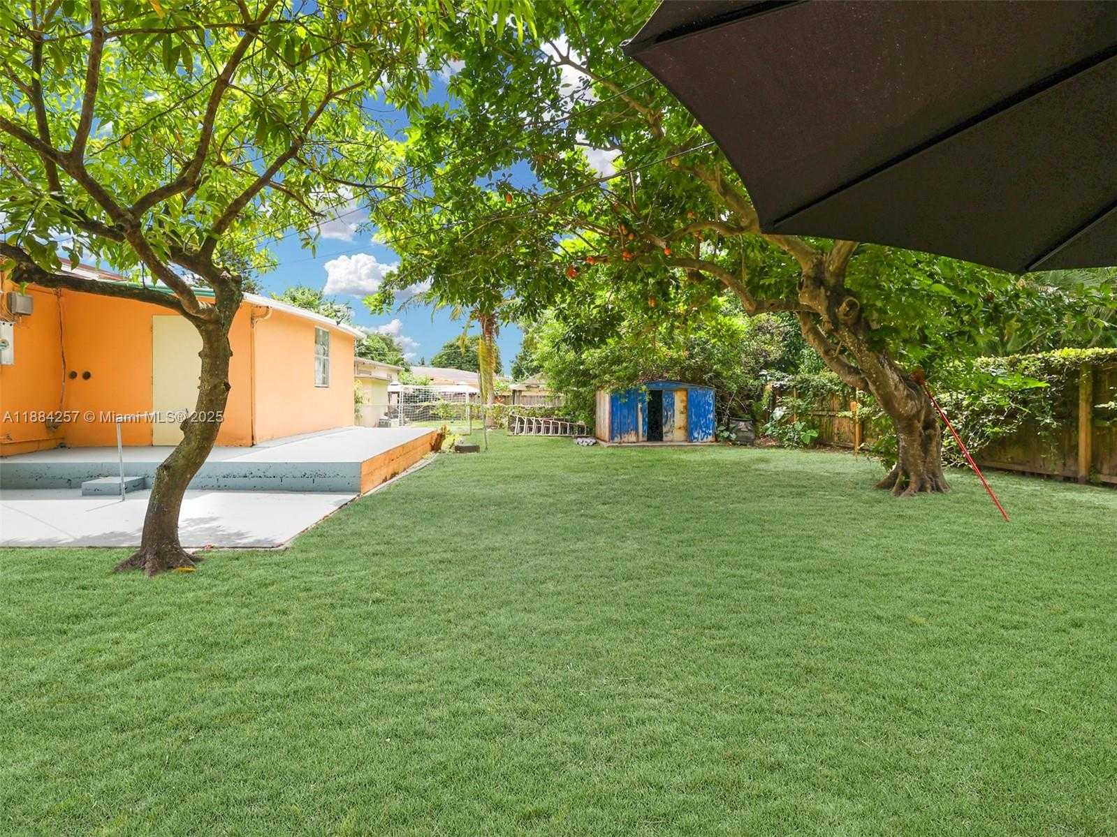 Small Image of 15770 NORTH EAST 18TH CT, North Miami Beach Number 8