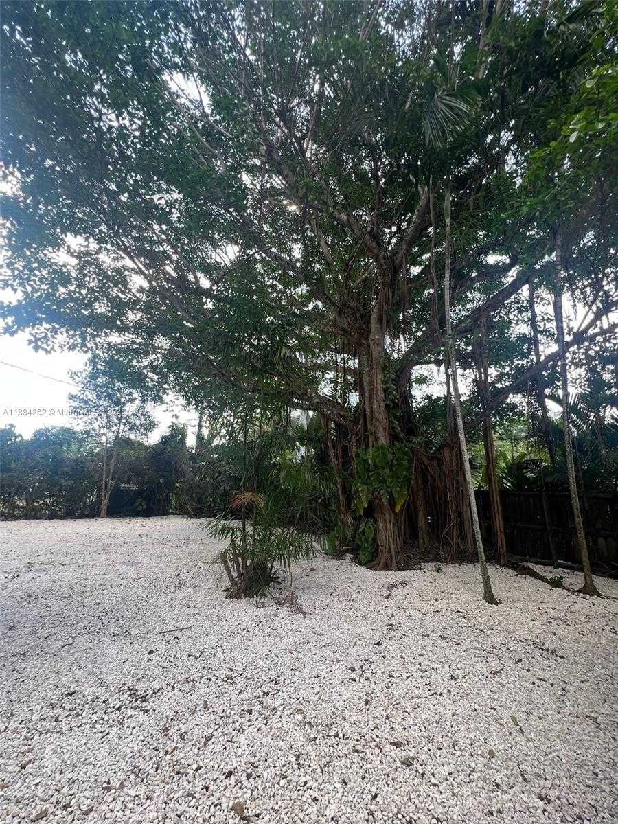 Small Image of 6521 SOUTH WEST 63RD CT, South Miami Number 8
