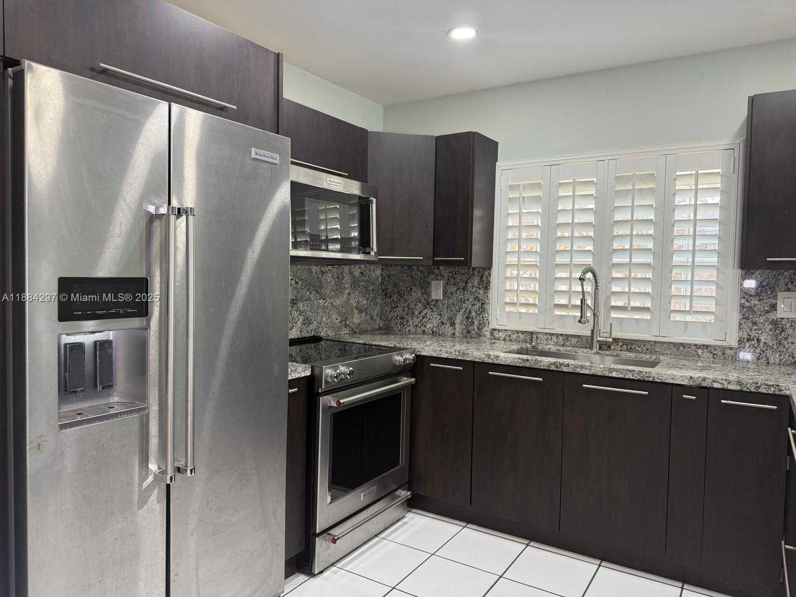 Small Image of 3461 SOUTH WEST 154TH CT, Miami Number 12