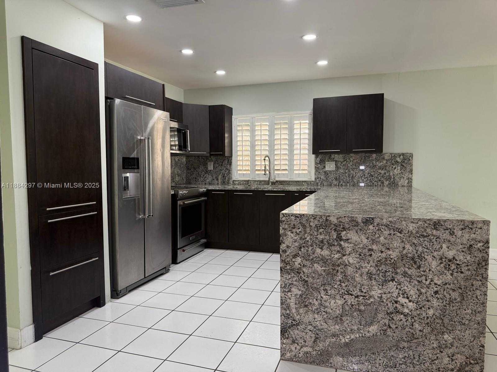 Small Image of 3461 SOUTH WEST 154TH CT, Miami Number 13