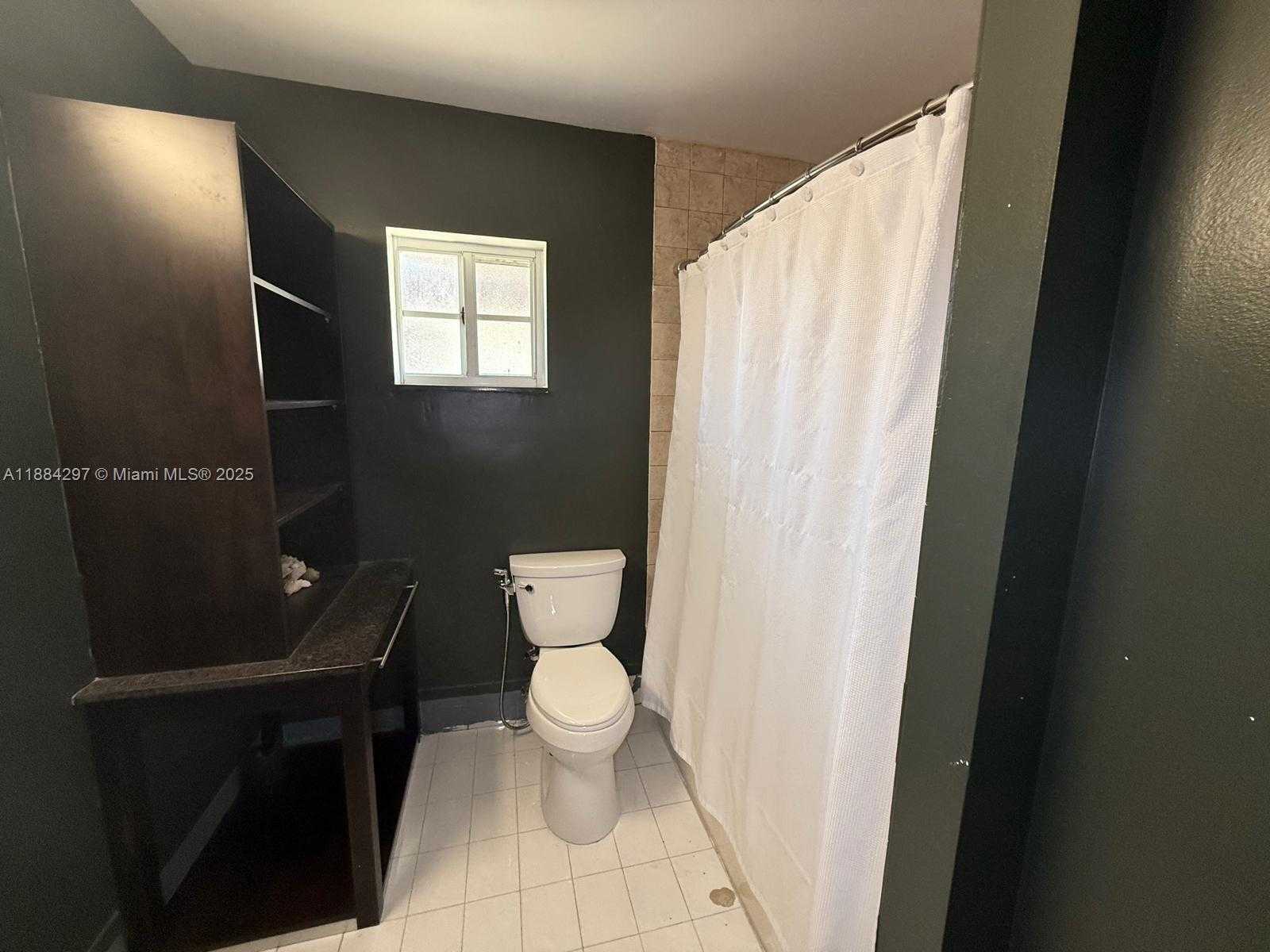 Small Image of 3461 SOUTH WEST 154TH CT, Miami Number 19