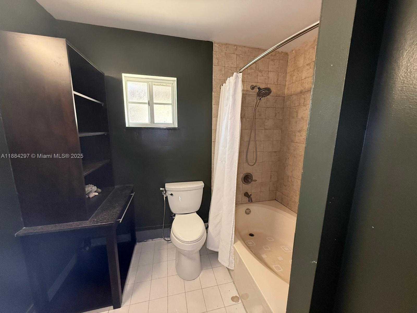 Small Image of 3461 SOUTH WEST 154TH CT, Miami Number 24