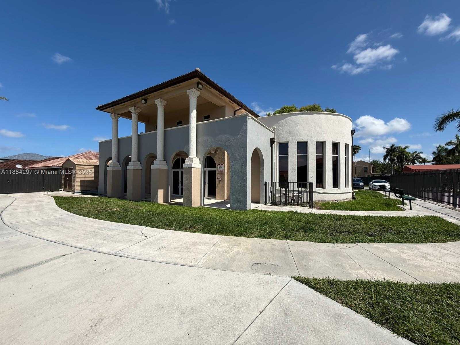 Small Image of 3461 SOUTH WEST 154TH CT, Miami Number 29