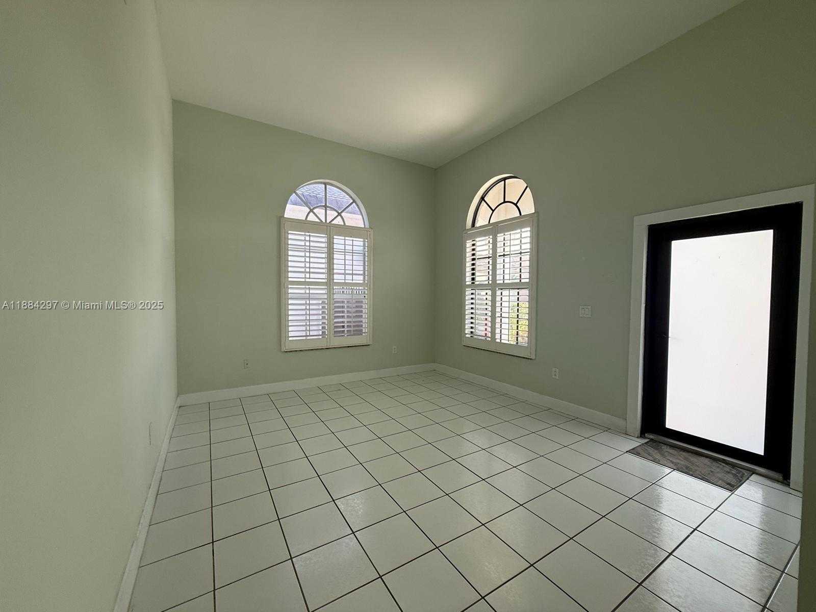 Small Image of 3461 SOUTH WEST 154TH CT, Miami Number 9