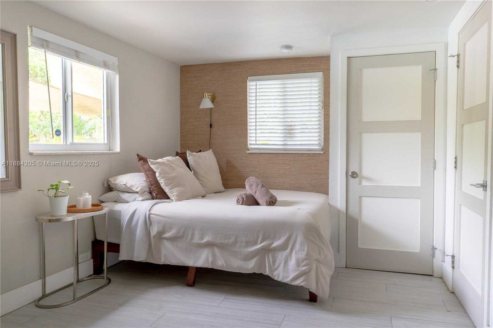 Small Image of 1440 NORTH WEST 7TH TER, Fort Lauderdale Number 8