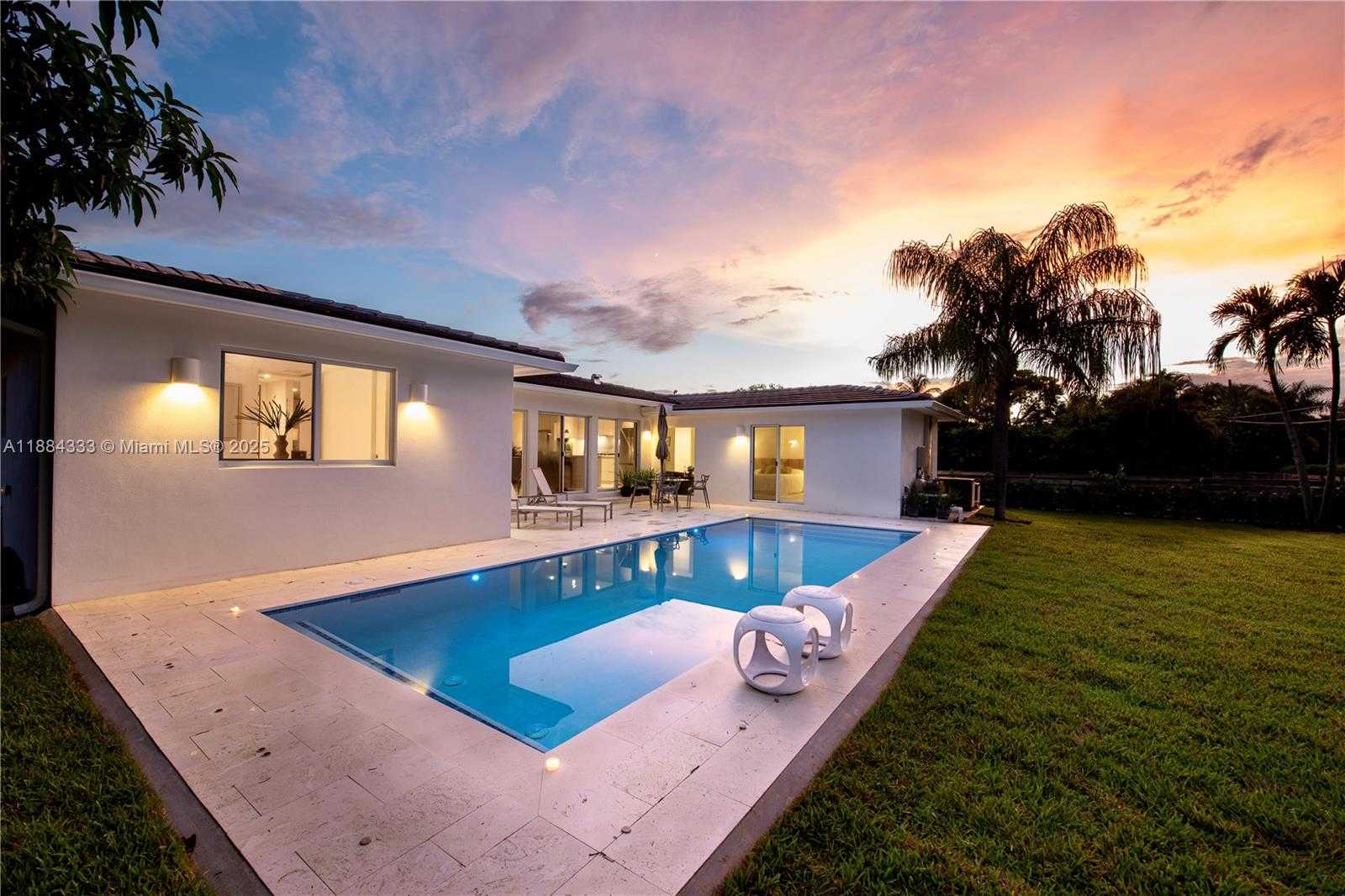 Small Image of 49 NORTH WEST 108TH ST, Miami Shores Number 11