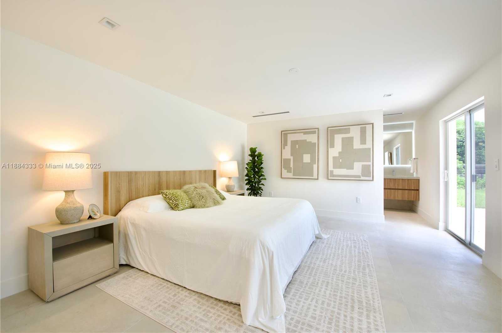 Small Image of 49 NORTH WEST 108TH ST, Miami Shores Number 19