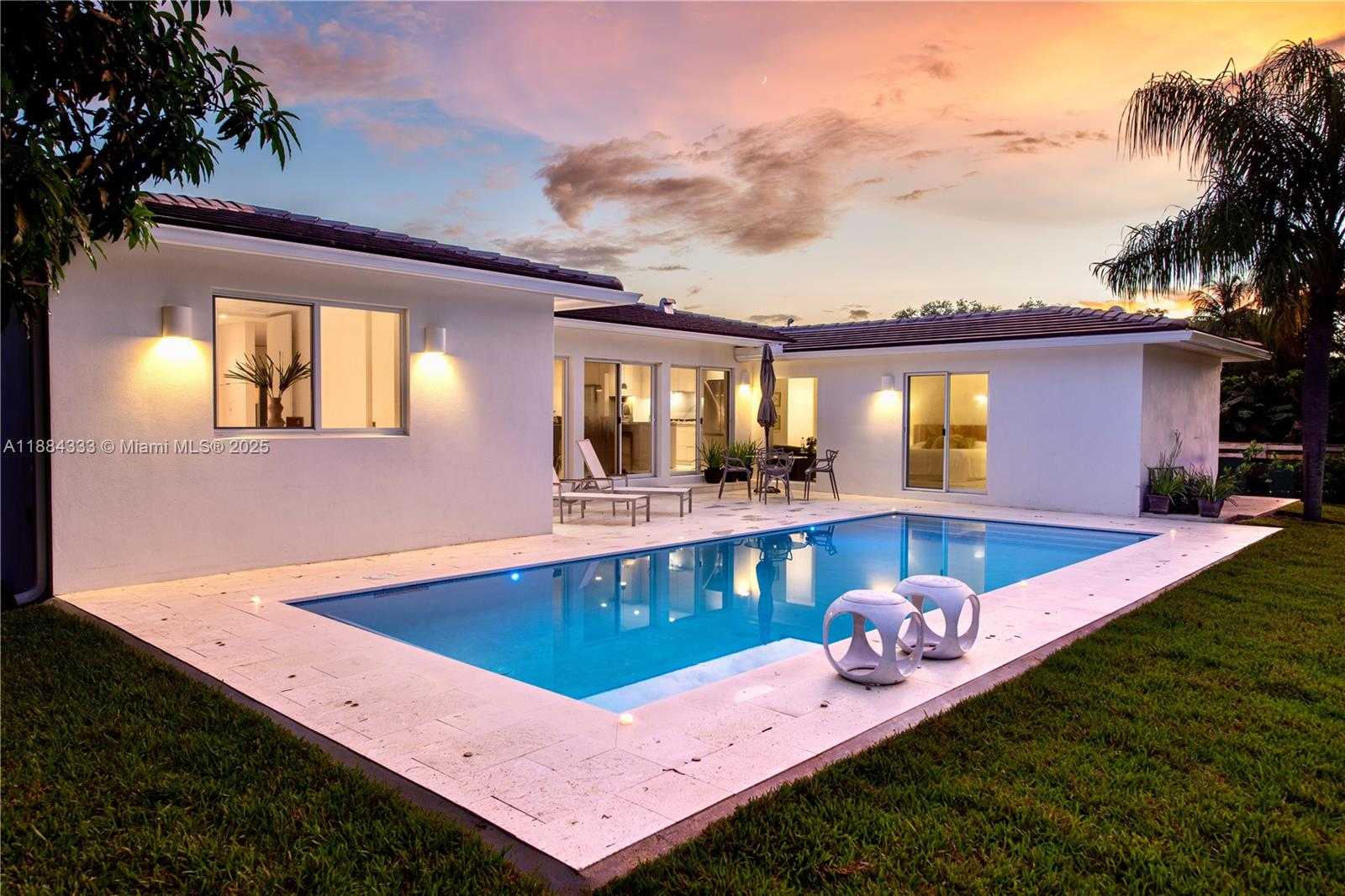 Small Image of 49 NORTH WEST 108TH ST, Miami Shores Number 2