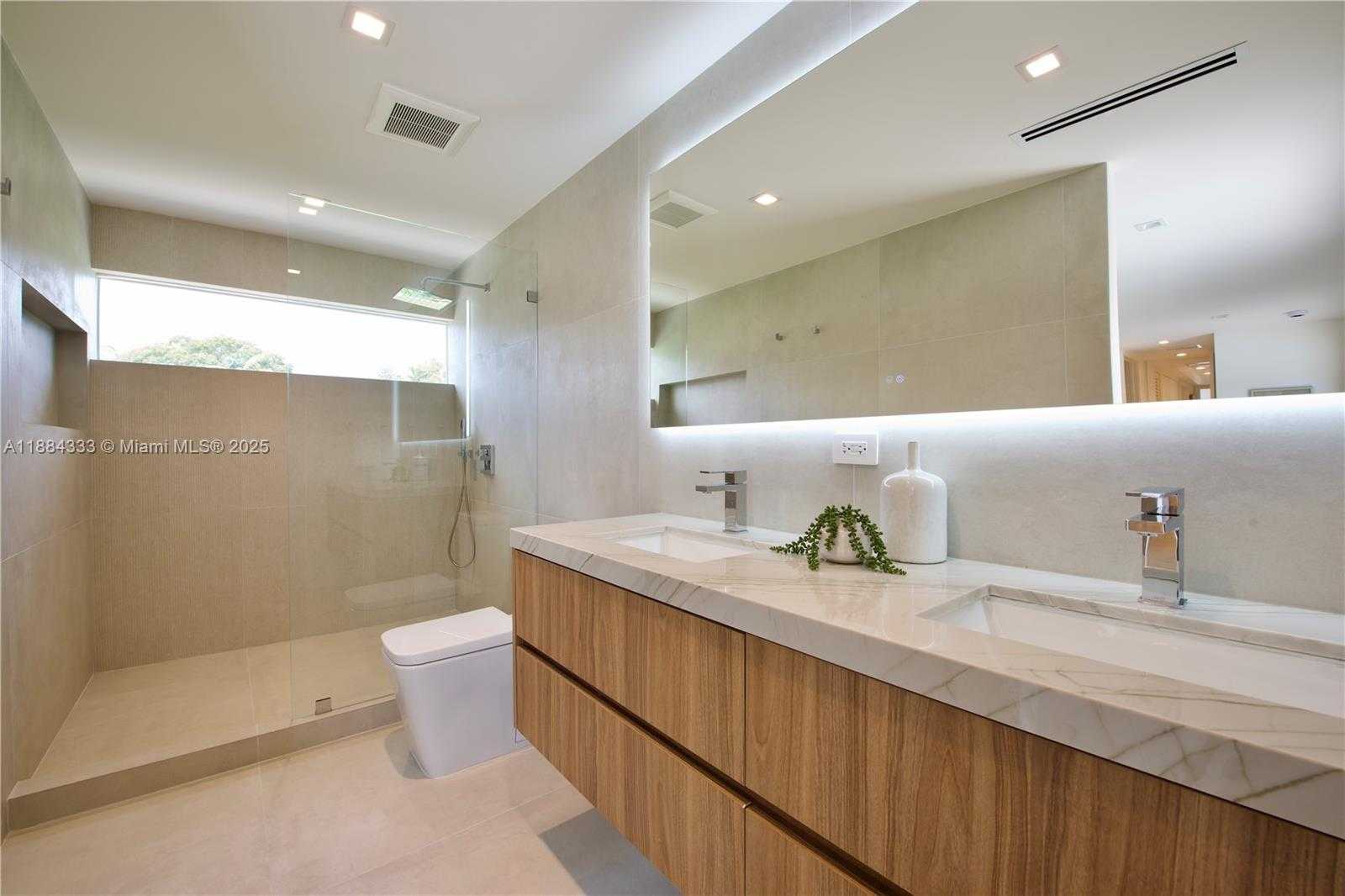 Small Image of 49 NORTH WEST 108TH ST, Miami Shores Number 24