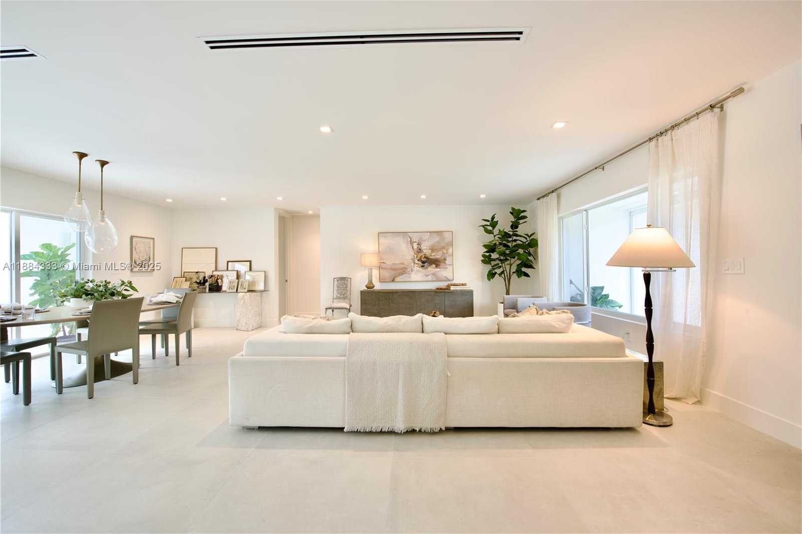 Small Image of 49 NORTH WEST 108TH ST, Miami Shores Number 3