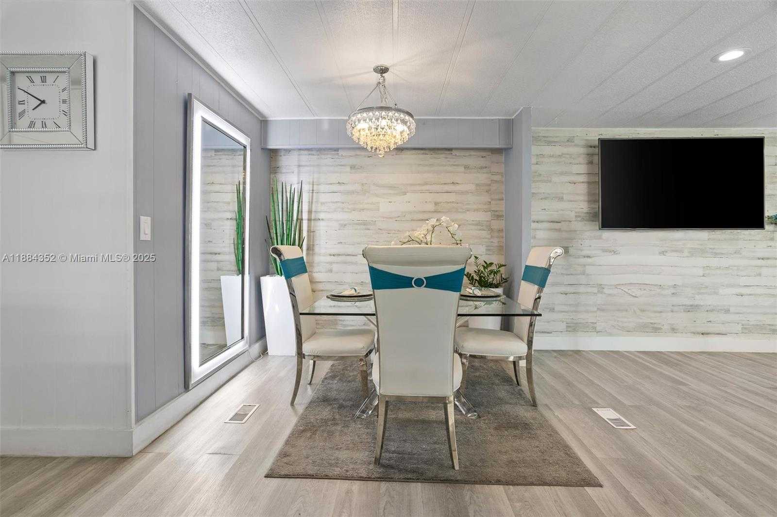 Small Image of 10550 WEST STATE ROAD 84, Davie Number 6