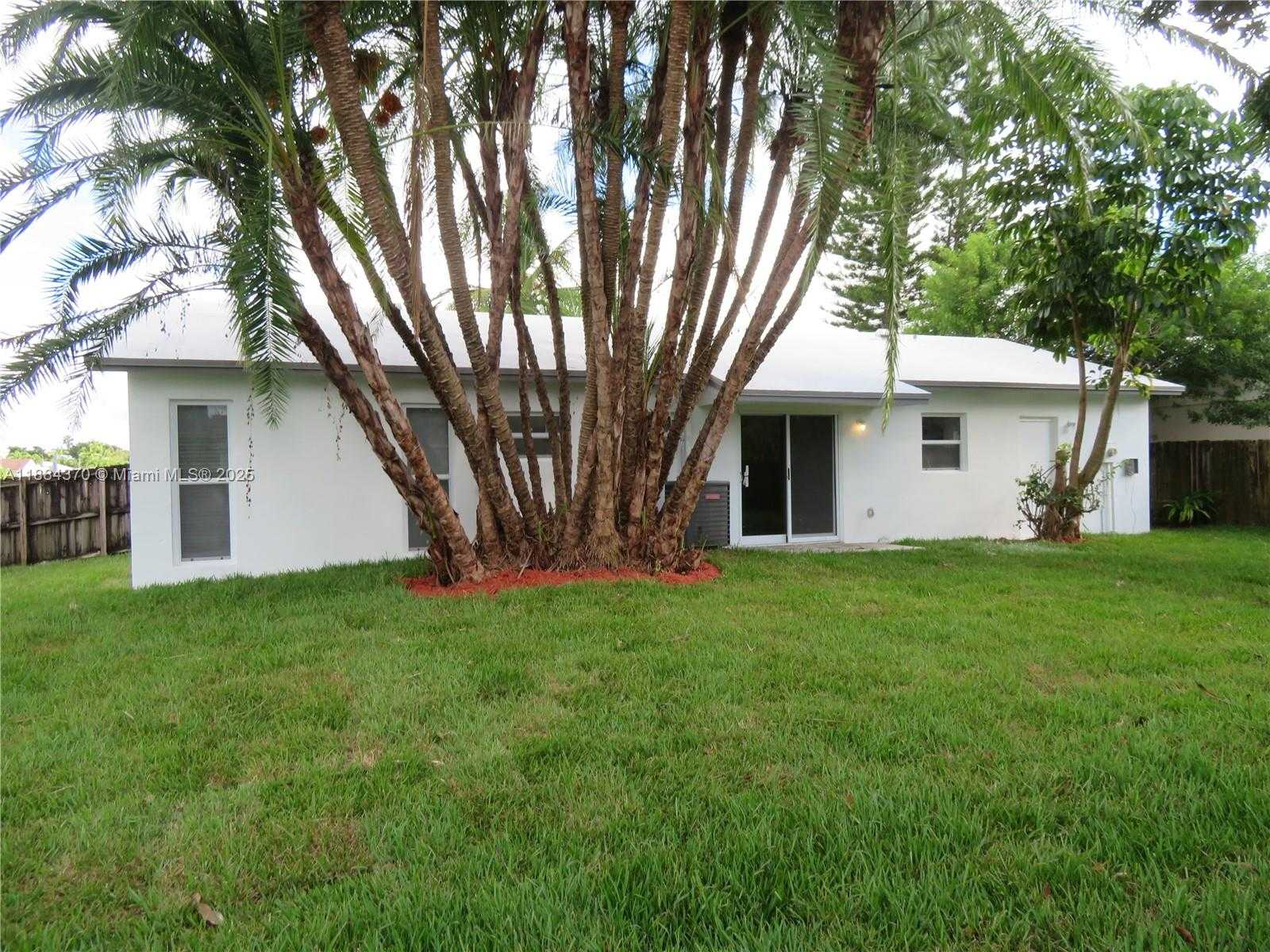 Small Image of Homestead Number 6