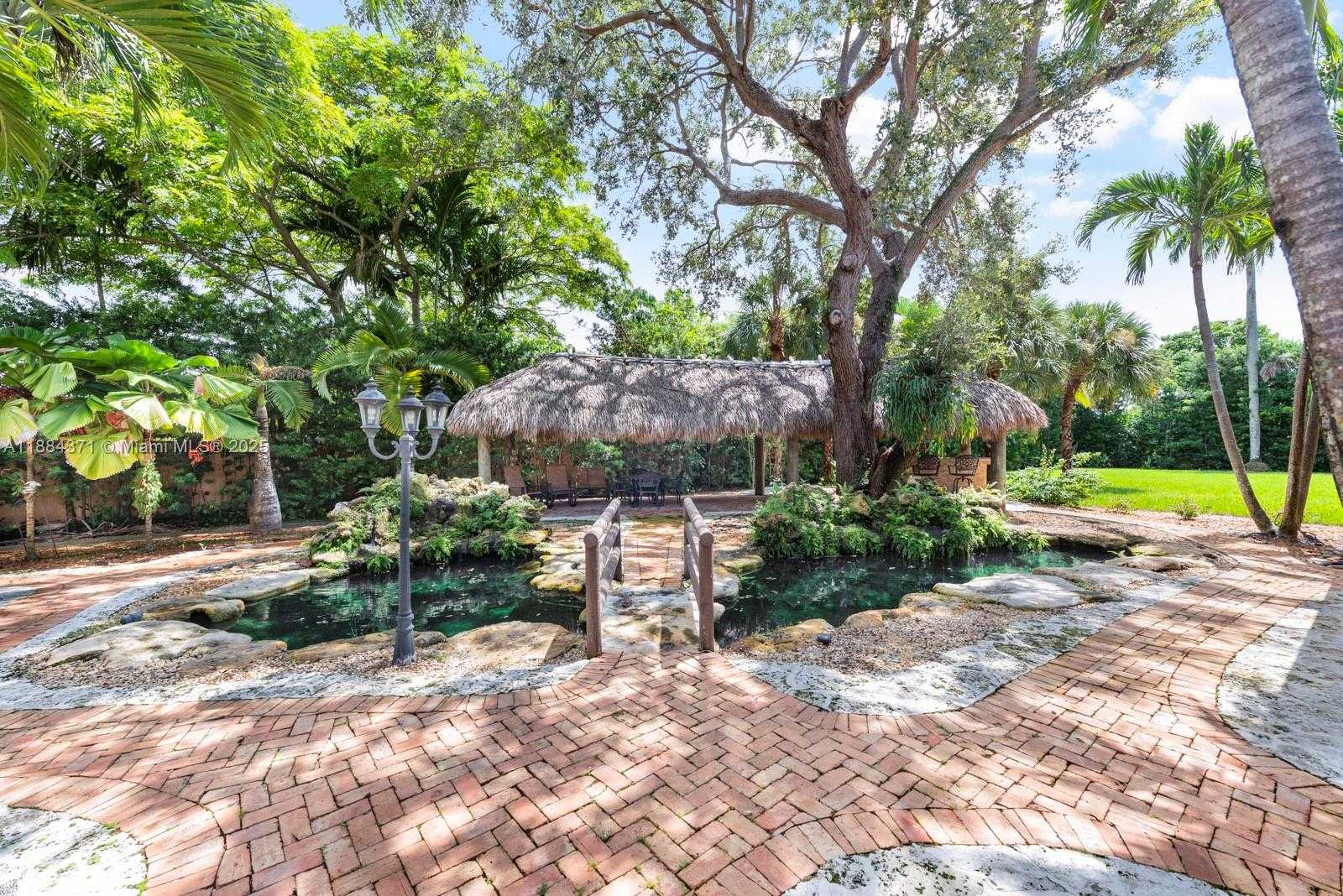 Small Image of 9360 SOUTH WEST 66TH ST, Miami Number 30
