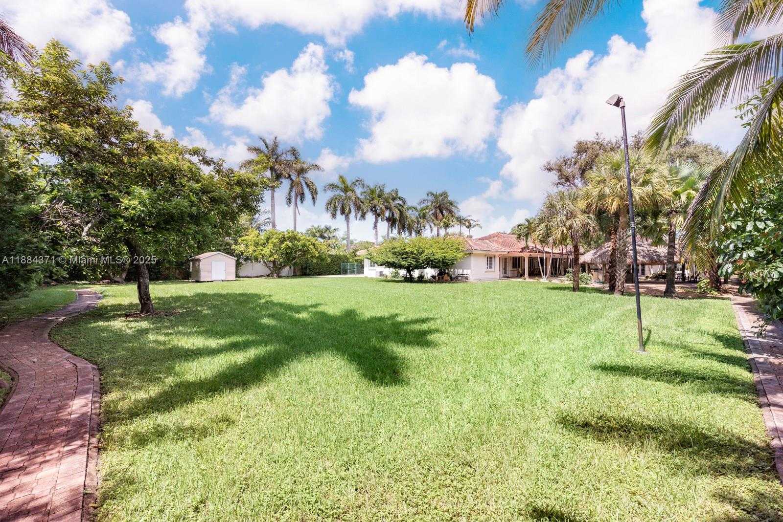 Small Image of 9360 SOUTH WEST 66TH ST, Miami Number 35