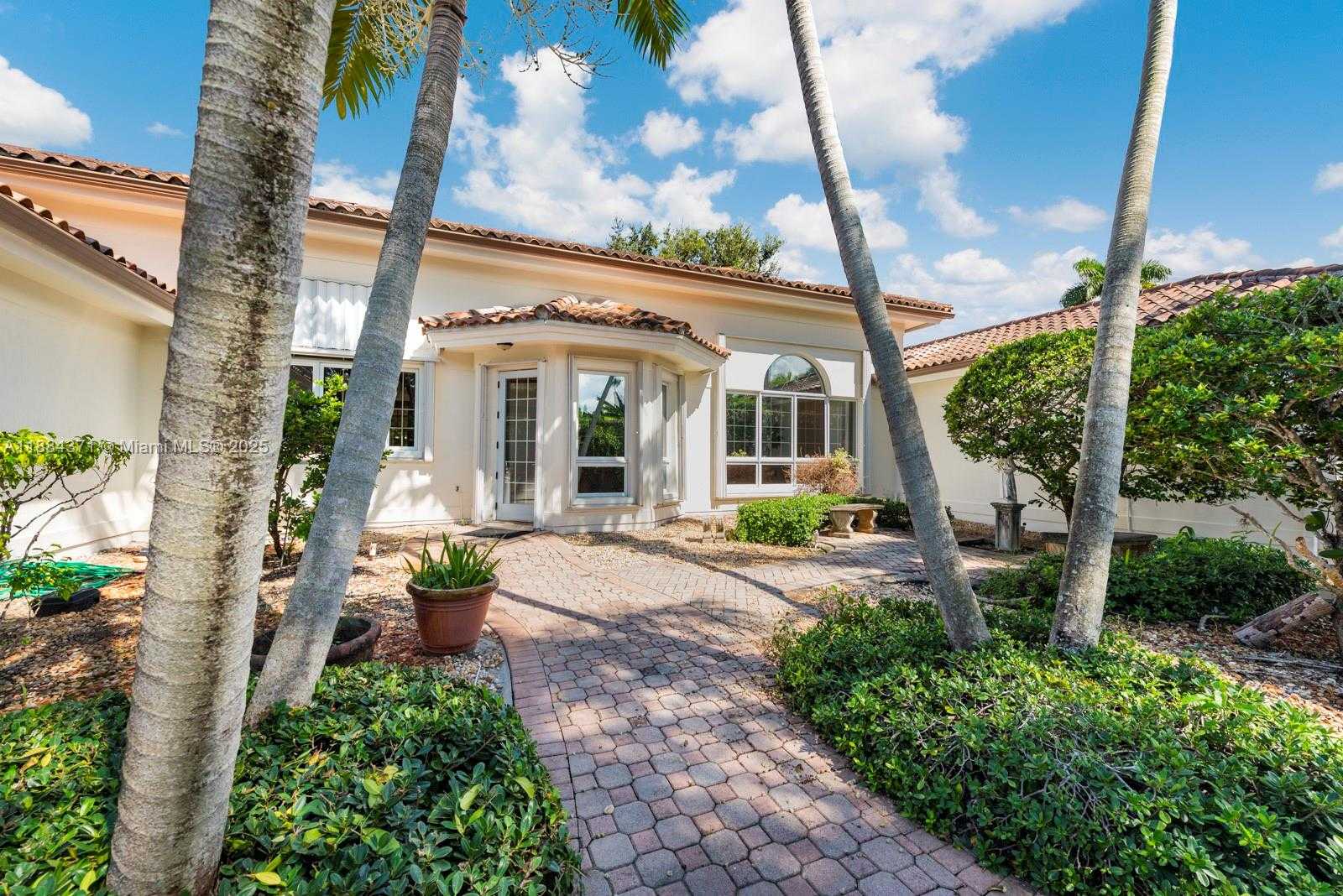 Small Image of 9360 SOUTH WEST 66TH ST, Miami Number 41