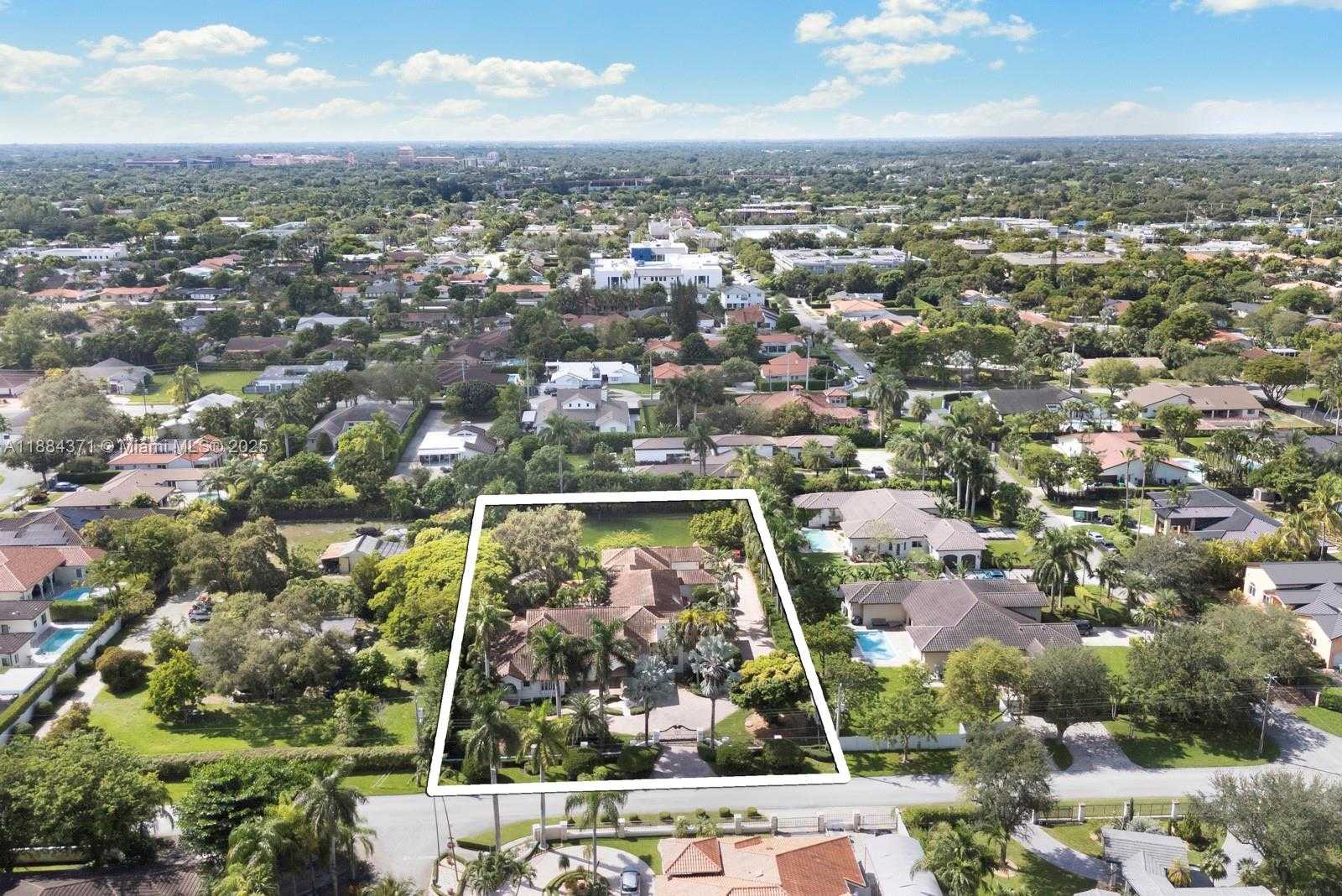 Small Image of 9360 SOUTH WEST 66TH ST, Miami Number 61