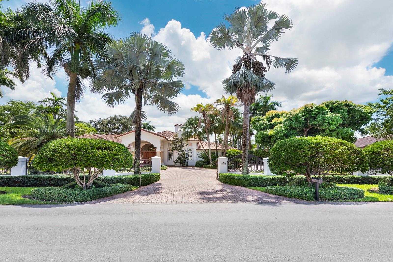 Small Image of 9360 SOUTH WEST 66TH ST, Miami Number 62