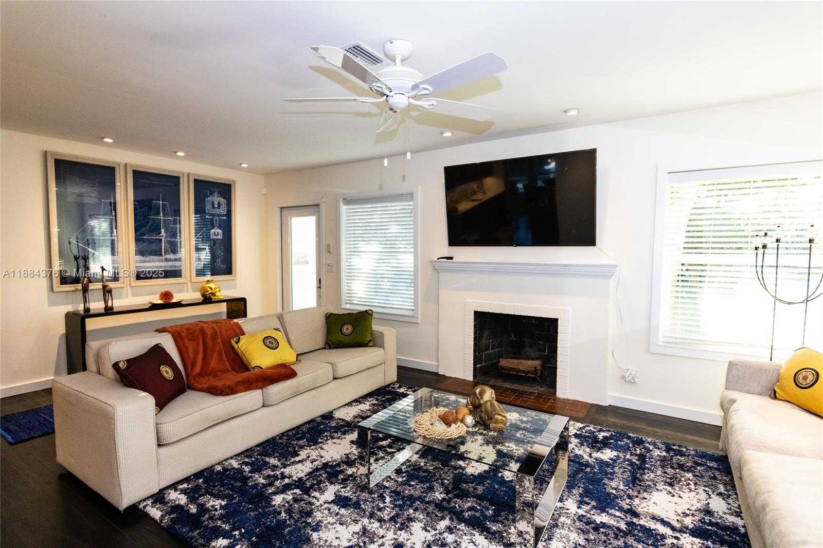 Small Image of 744 NORTH EAST 16TH AVE, Fort Lauderdale Number 4