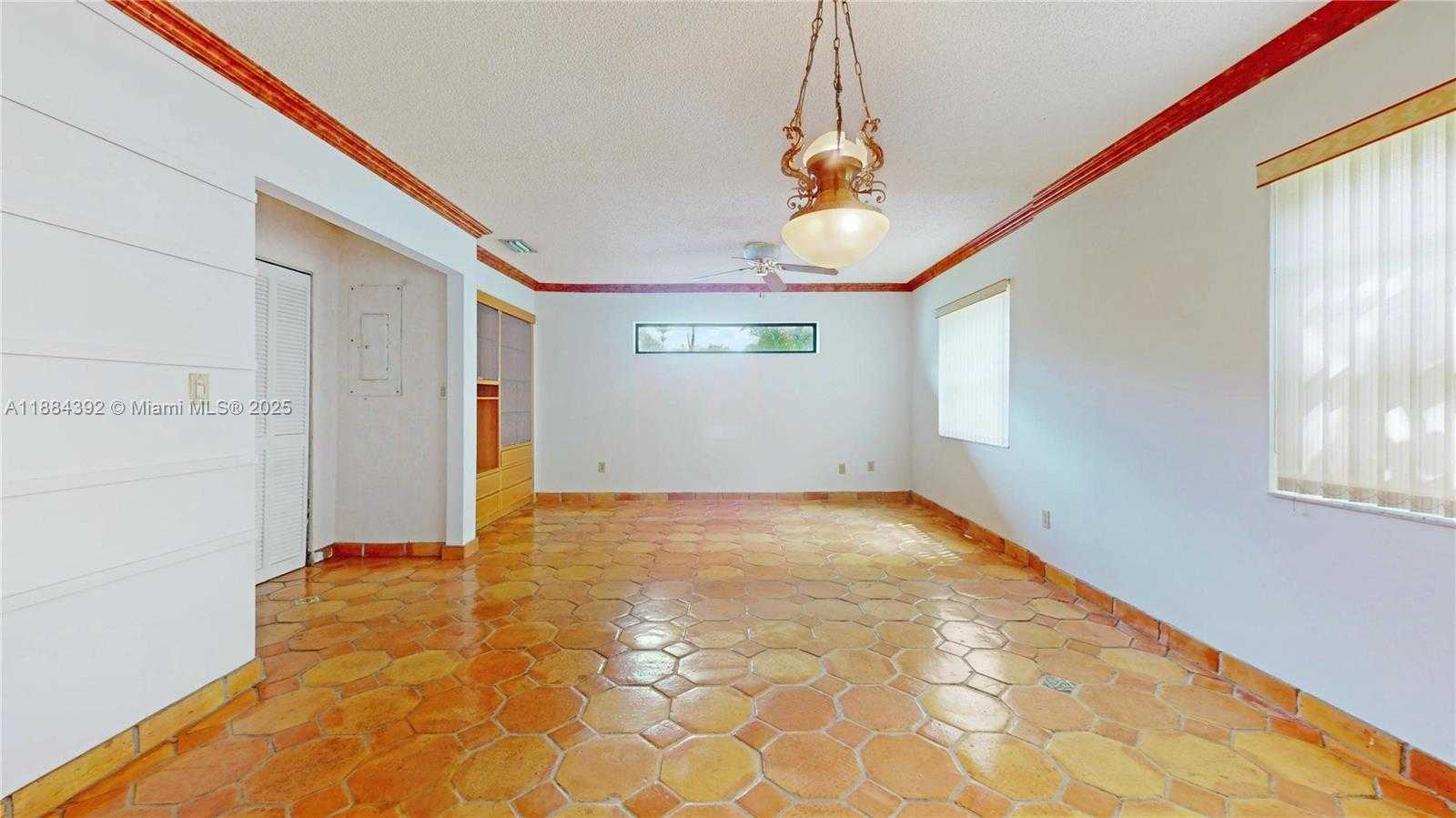 Small Image of 9220 SOUTH WEST 78TH CT, Miami Number 12