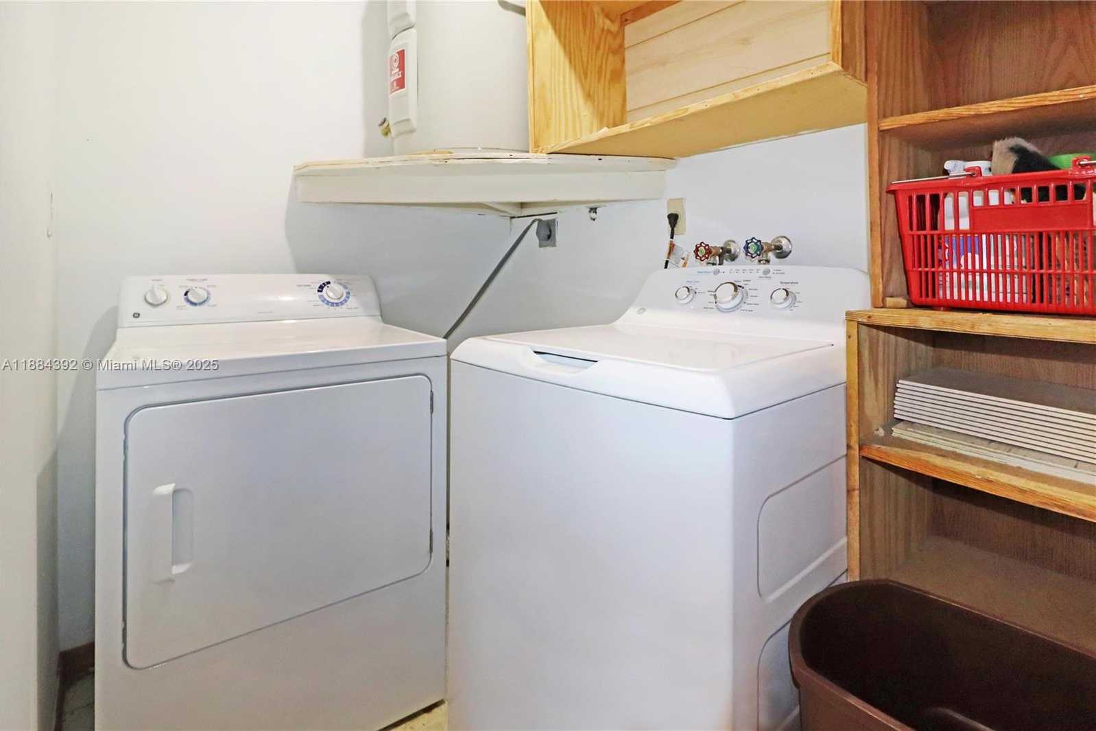 Small Image of 9220 SOUTH WEST 78TH CT, Miami Number 25